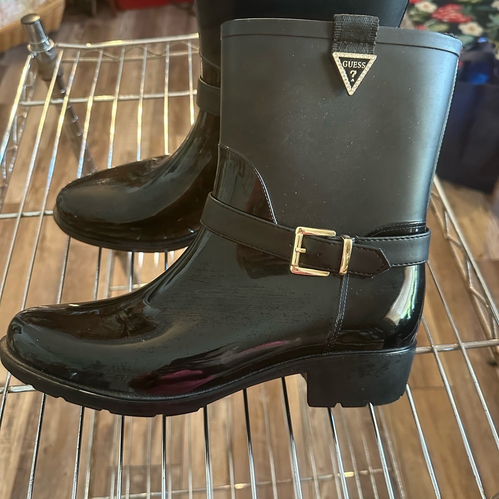 GUESS Women's Black Rain Boots